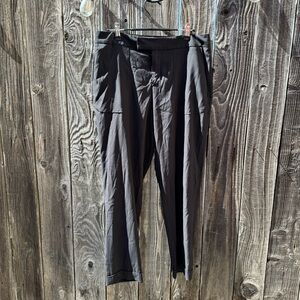 rag & bone black silk straight leg cuffed capri pants size 8
